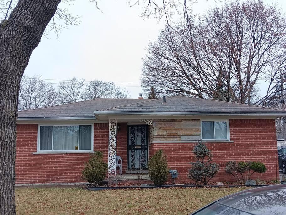 Nice Cozy Family-Sized Home In Quiet Neighborhood Oak Park 외부 사진